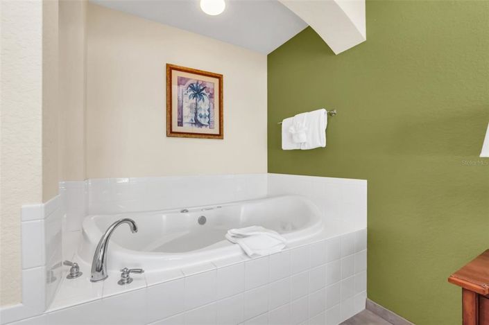 Image No.21-3 Bed Property for sale