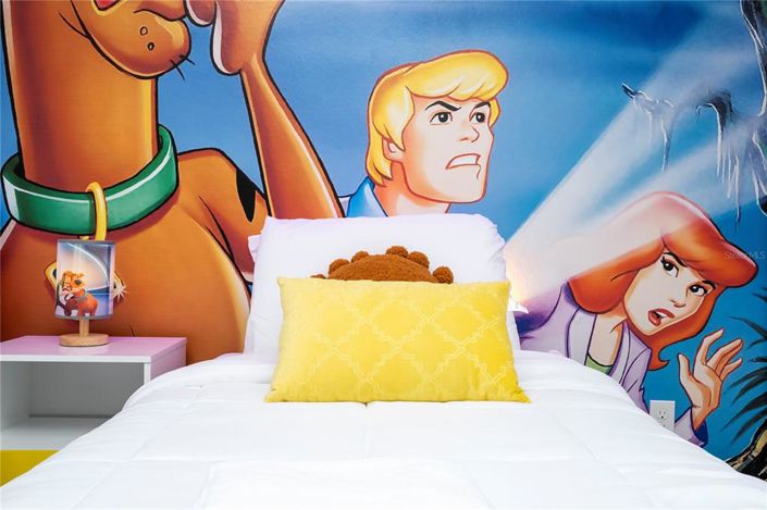 Image No.50-7 Bed Property for sale