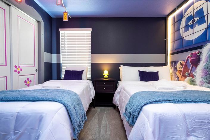 Image No.58-7 Bed Property for sale