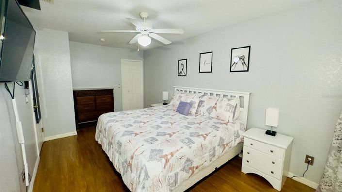 Image No.10-3 Bed Townhouse for sale