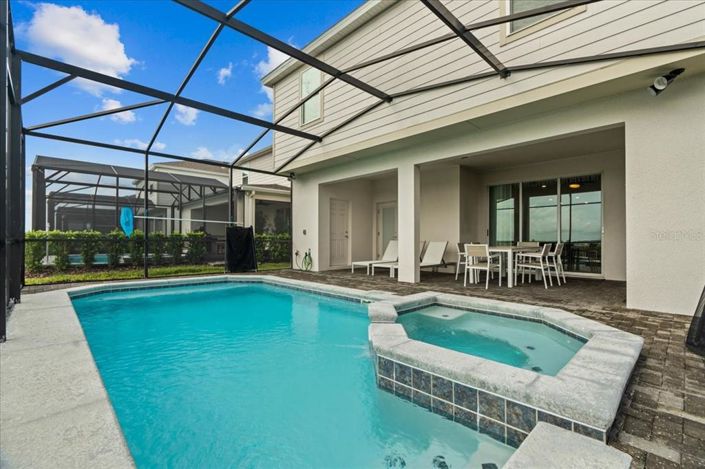 Image No.30-7 Bed Property for sale