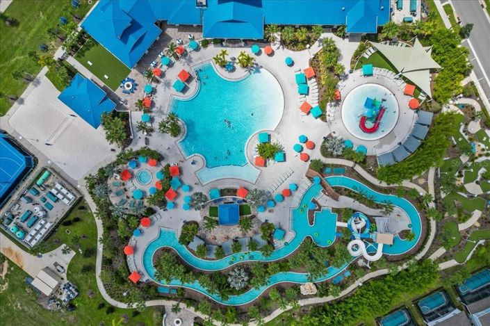 Image No.62-7 Bed Property for sale