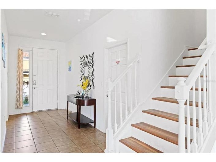 Image No.3-Propriété de 4 chambres à vendre à Davenport