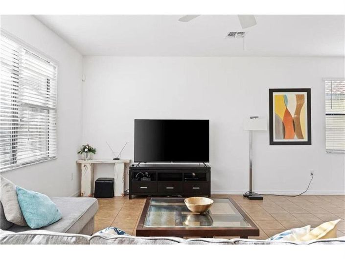 Image No.6-Propriété de 4 chambres à vendre à Davenport