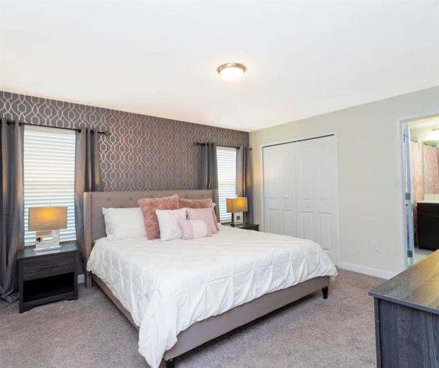 Image No.20-4 Bed Townhouse for sale