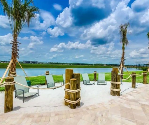 Image No.32-4 Bed Townhouse for sale