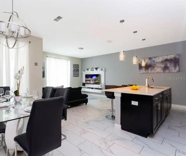 Image No.6-4 Bed Townhouse for sale