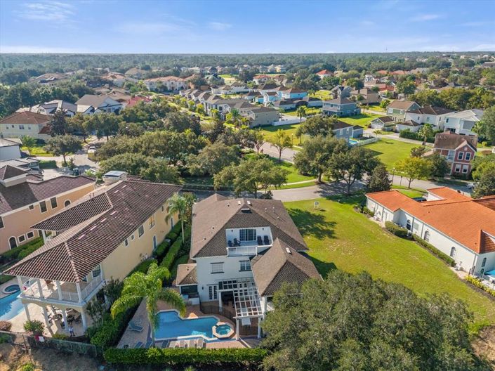 Image No.72-5 Bed Property for sale