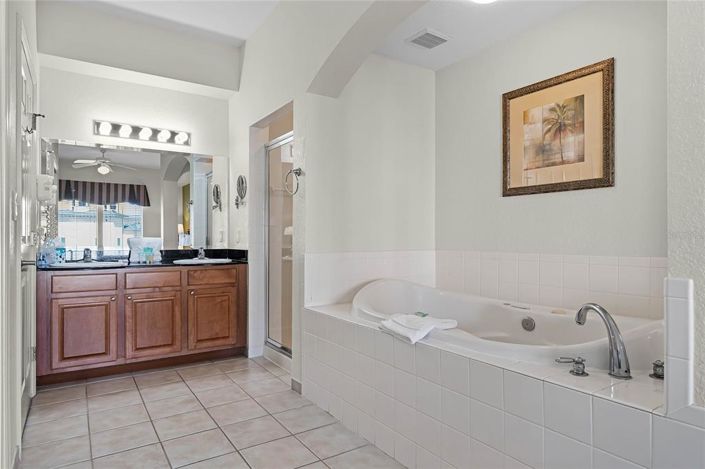 Image No.26-2 Bed Property for sale