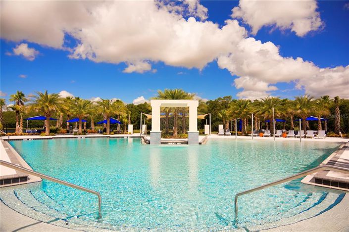 Image No.3-10 Bed Property for sale