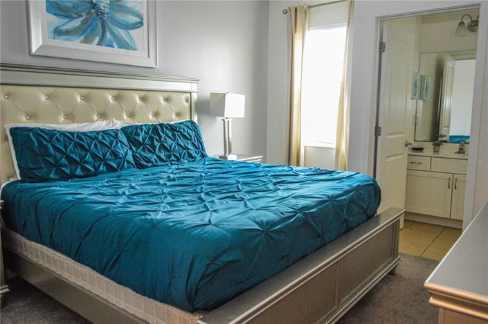 Image No.36-10 Bed Property for sale