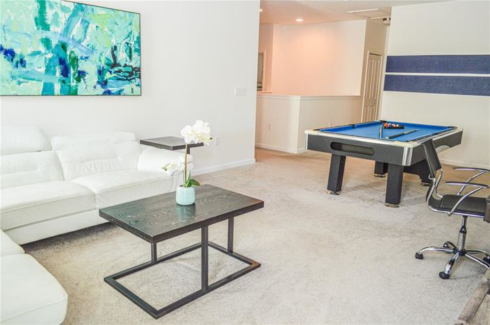 Image No.38-10 Bed Property for sale