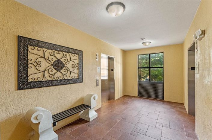 Image No.4-Propriété de 2 chambres à vendre à Orlando