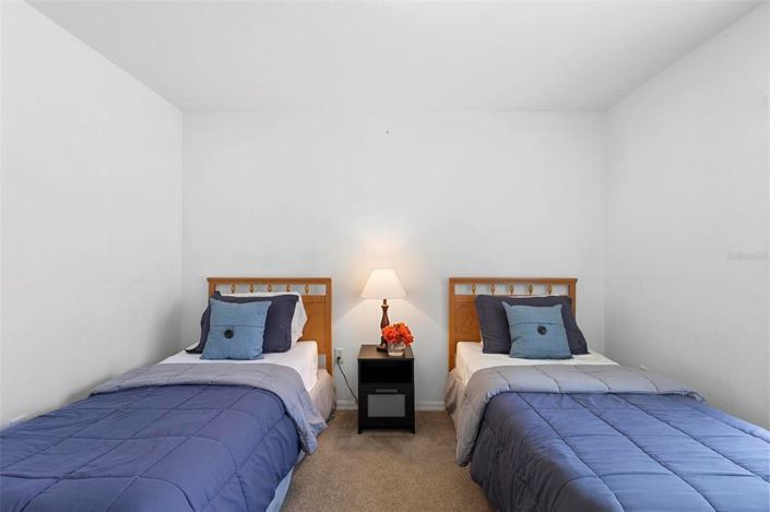 Image No.19-3 Bed Property for sale