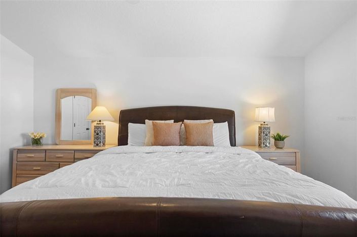 Image No.22-3 Bed Property for sale