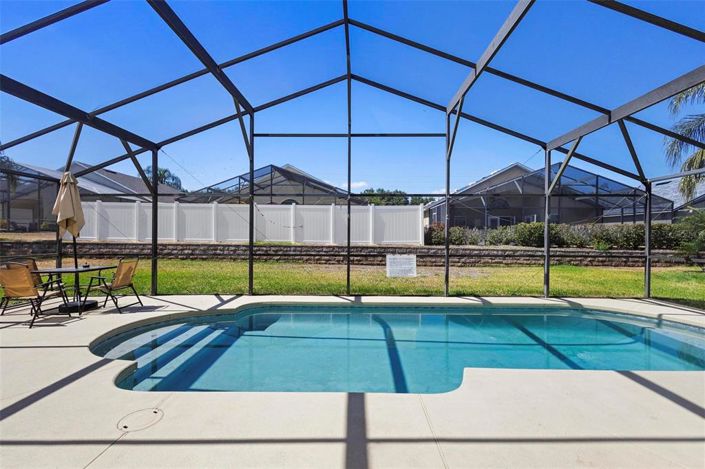 Image No.37-3 Bed Property for sale