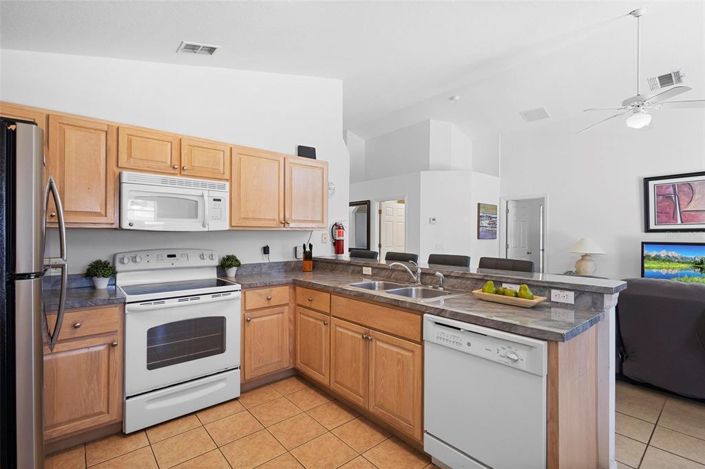 Image No.4-3 Bed Property for sale