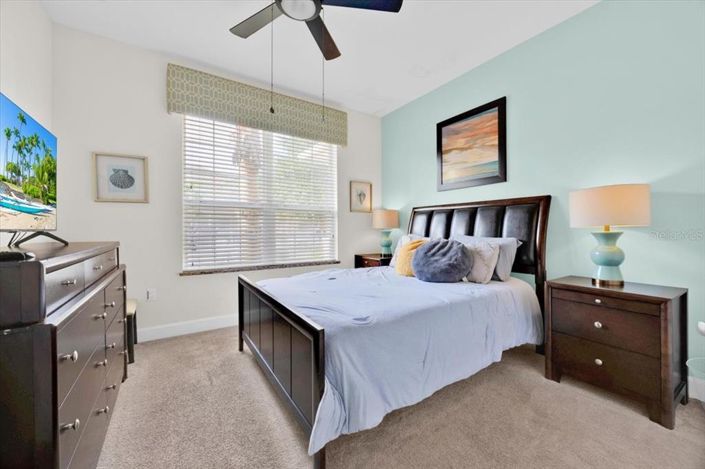 Image No.12-3 Bed Townhouse for sale