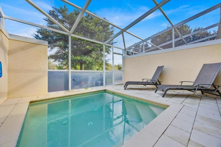 Image No.30-3 Bed Townhouse for sale