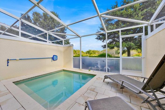 Image No.31-3 Bed Townhouse for sale