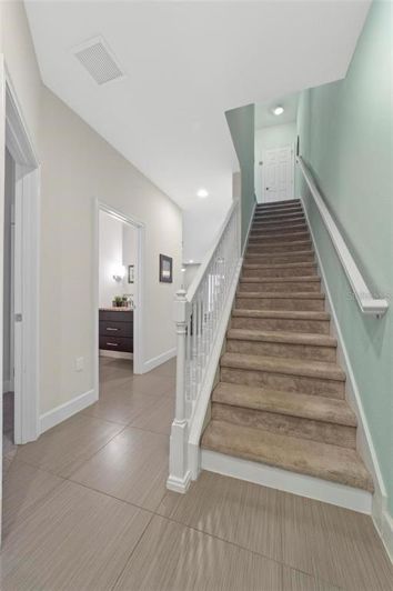 Image No.6-3 Bed Townhouse for sale