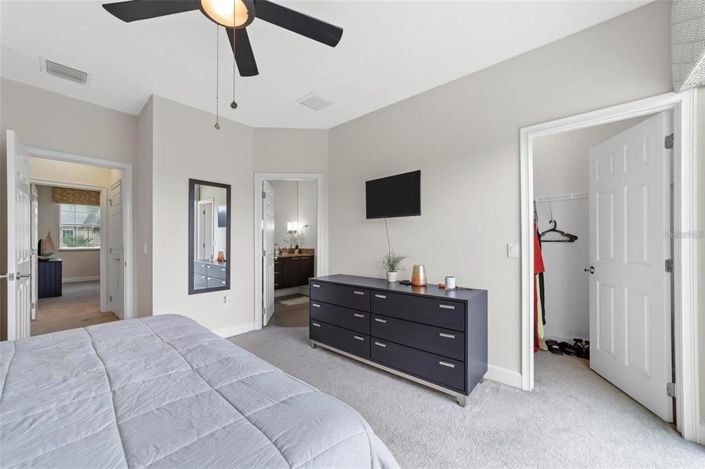 Image No.8-3 Bed Townhouse for sale