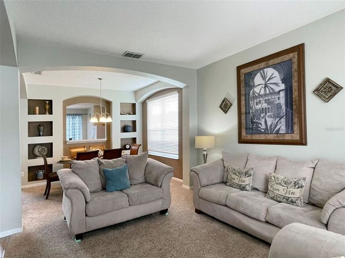 Image No.7-6 Bed Property for sale