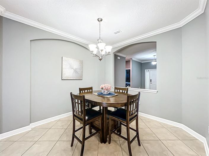 Image No.11-4 Bed Property for sale