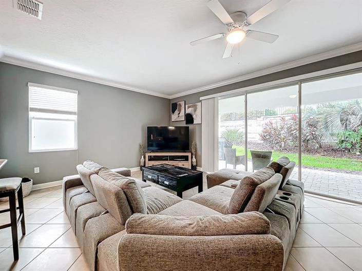 Image No.18-4 Bed Property for sale