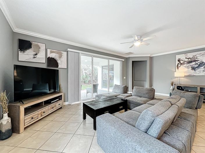 Image No.21-4 Bed Property for sale