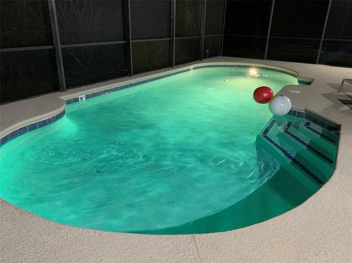 Image No.50-6 Bed Property for sale