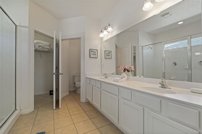 Image No.19-Propriété de 5 chambres à vendre à Kissimmee