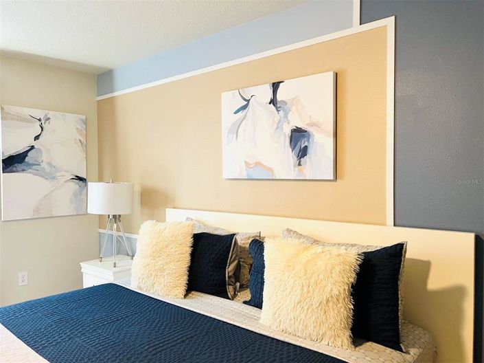 Image No.11-5 Bed Townhouse for sale