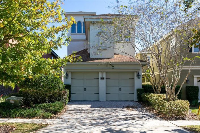 Image No.60-5 Bed Property for sale