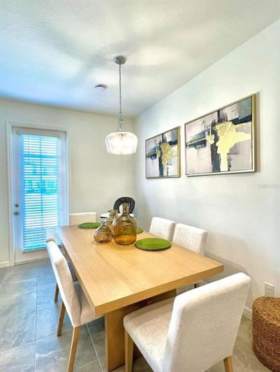 Image No.14-3 Bed Townhouse for sale