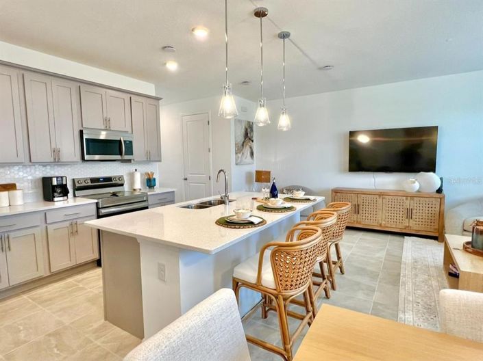 Image No.8-3 Bed Townhouse for sale