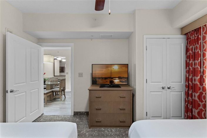 Image No.25-2 Bed Property for sale