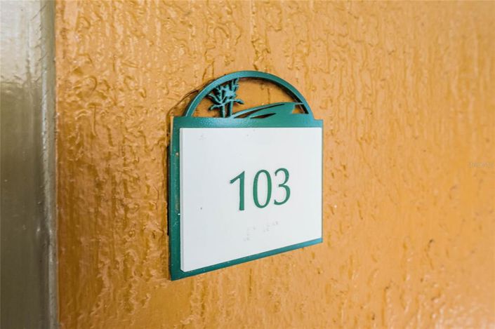 Image No.4-2 Bed Property for sale