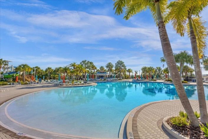 Image No.61-5 Bed Townhouse for sale