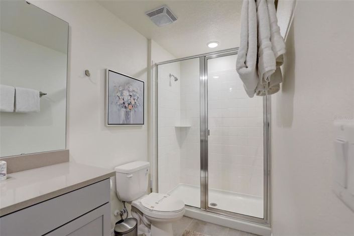 Image No.11-5 Bed Townhouse for sale