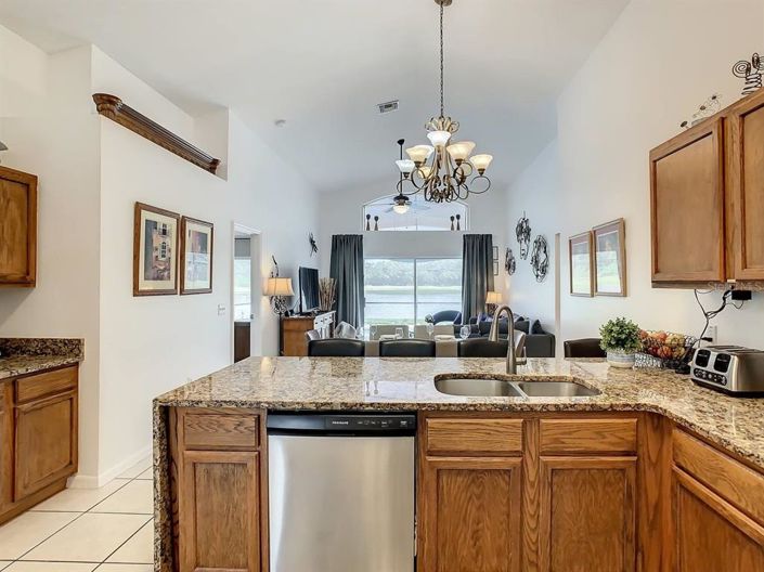 Image No.14-4 Bed Property for sale