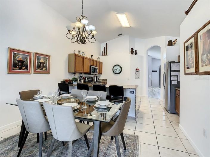 Image No.18-4 Bed Property for sale