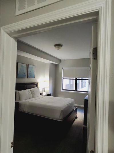 Image No.30-2 Bed Property for sale