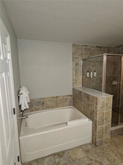 Image No.33-2 Bed Property for sale