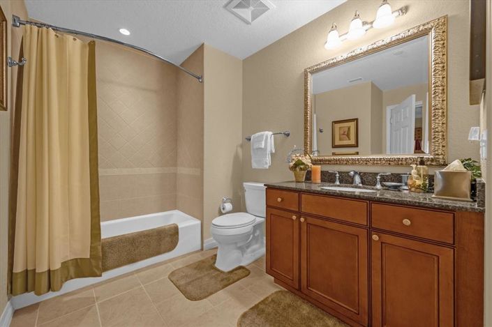 Image No.23-3 Bed Property for sale