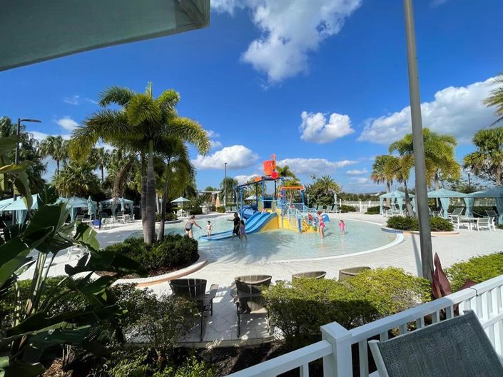 Image No.52-9 Bed Property for sale