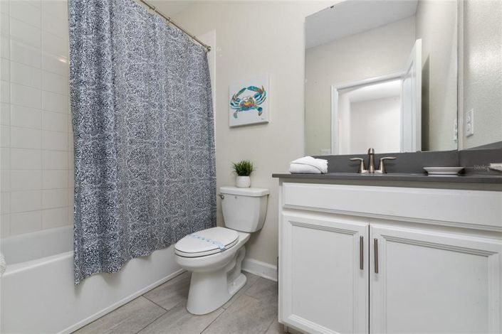 Image No.24-5 Bed Property for sale