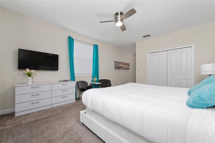 Image No.26-5 Bed Property for sale