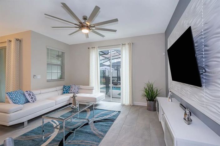 Image No.3-4 Bed Townhouse for sale