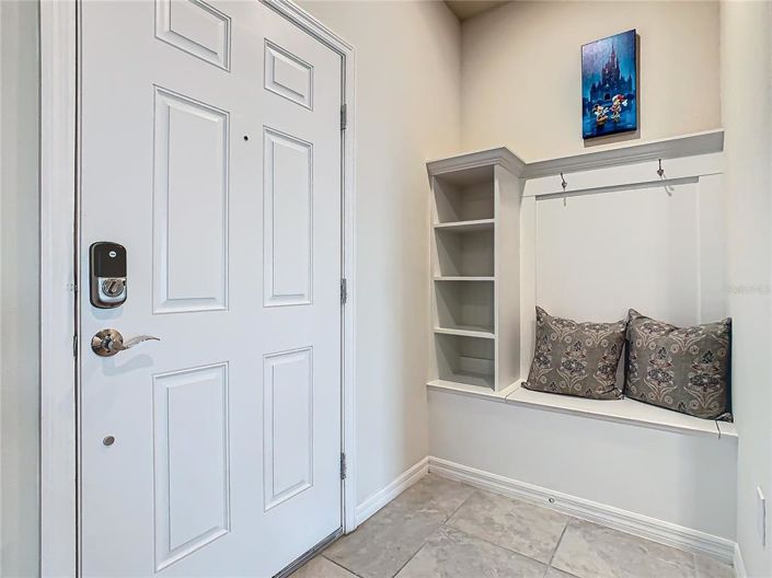 Image No.20-5 Bed Townhouse for sale